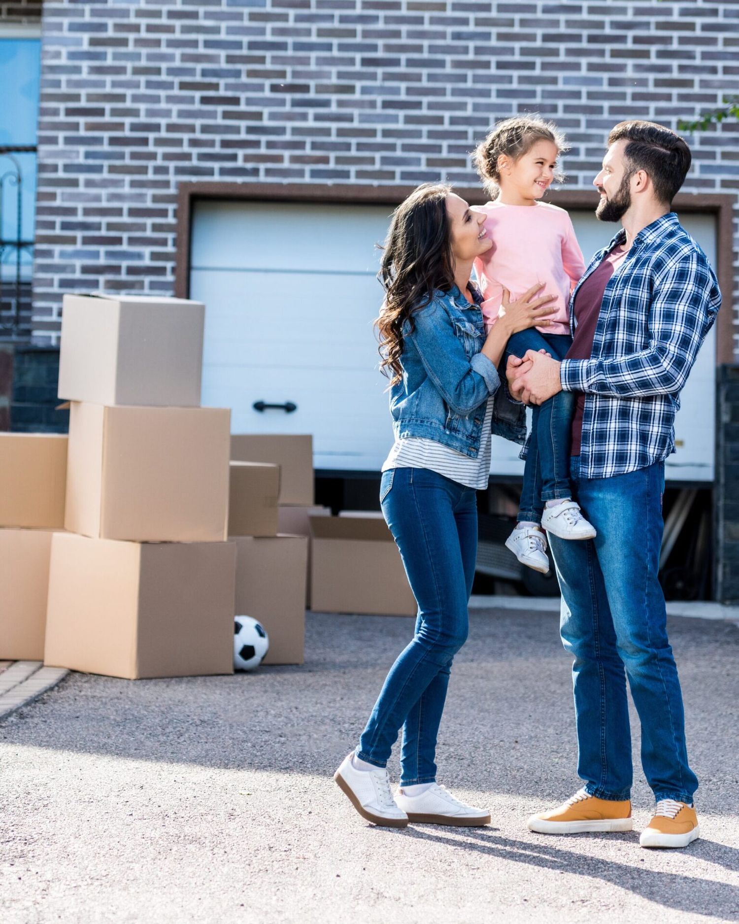 FAMILIES FIRST: THE NEW STANDARD IN RELOCATION PROGRAMS